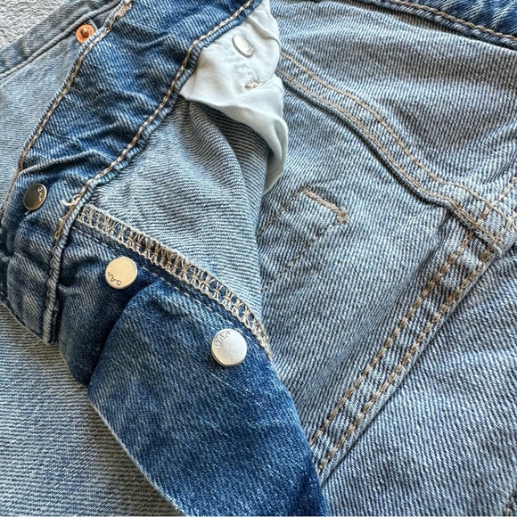 GAP Jeans, High Rise Cheeky Straight, Women’s 10/30R - Picture 12 of 16